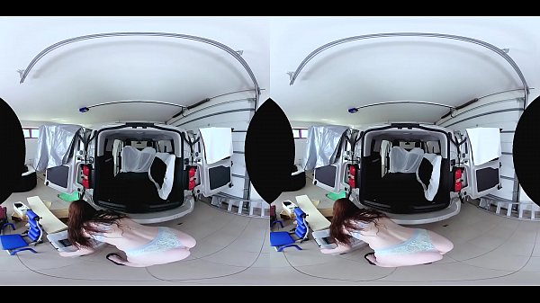 Play MP4 - Sexy Moving