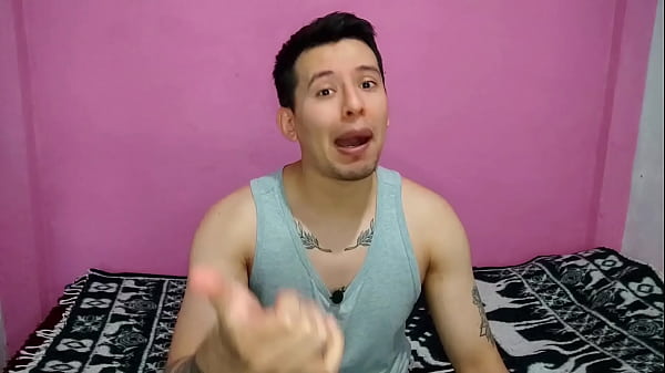 Hetero hace cruising en el vapor del club deportivo con activo dotado 