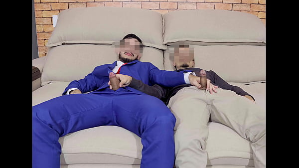 Reveza Sentando Bem Gostoso Aqui 