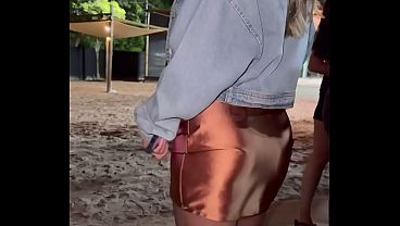 Nonton Conheci Neg&atilde;o Bbc Roludo No Pagode Que Me Fodeu Gostoso Sem Camisinha E Gozou Dentro Da Minha Buceta thumbnail