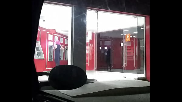 De puta en el cajero 