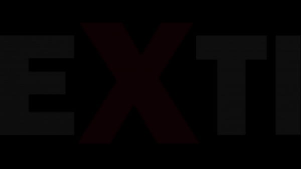 Play MP4 - Skinny Baby Anal Fisting Food Insertion Perfect Rosebutt