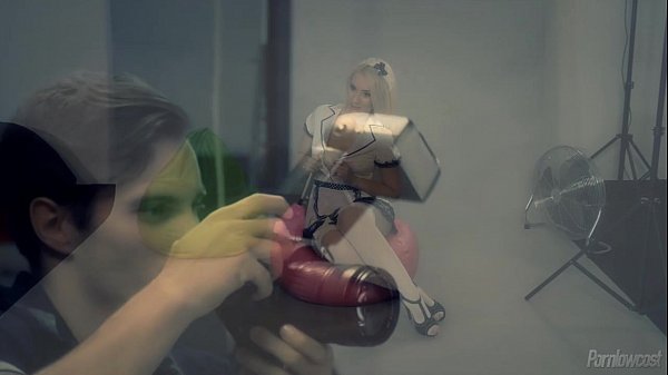 Play MP4 - Cleaning Lady With A Dirty Mind