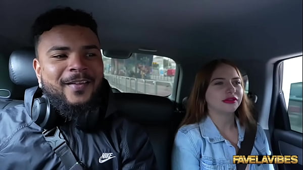 Ruivinha maravilhosa dando gostoso para dois na beira da piscina cintia lara erick frei felipe costa fv 