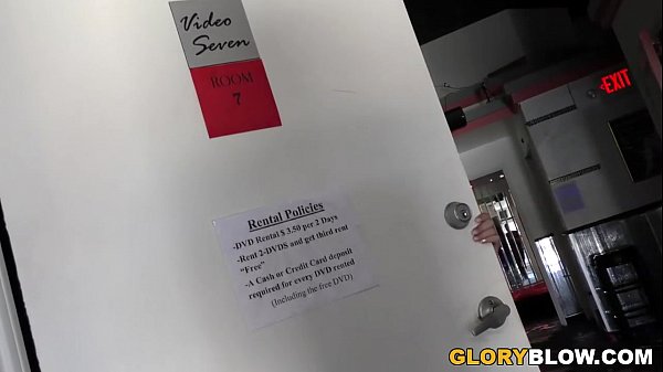 Play MP4 - Jennifer White Tastes Black Cock - Gloryhole