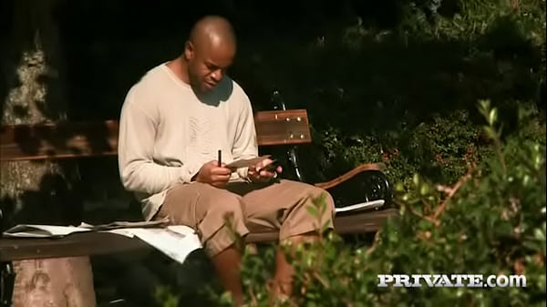 Lea Lexis InterracialAnal atthe Office