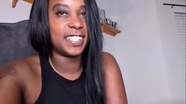 I offer vore sexting sessions with pov videos 30 minutes $90 direct your vore fantasy with me 