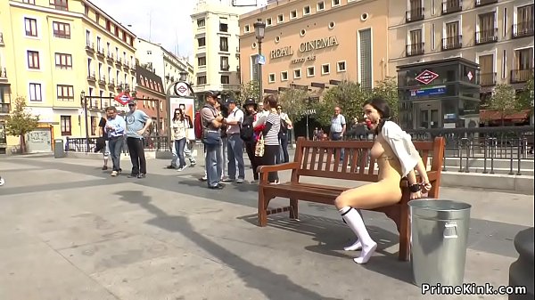 Tied titsbrunette bangedoutdoor