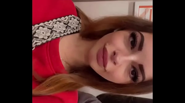 I&rsquo;m on the train guess if i&rsquo;m wearing panties or not