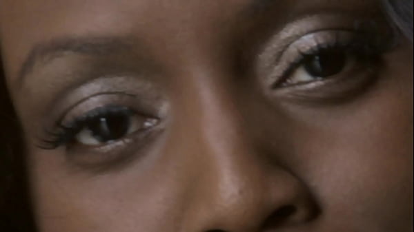 Nonton Cody Bryant Scores A Fat White Dick thumbnail