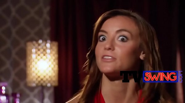 Spoiled swinger chicks are moaning loudlyduring_group sex