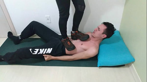 Trampling with running shoes and adventure boots