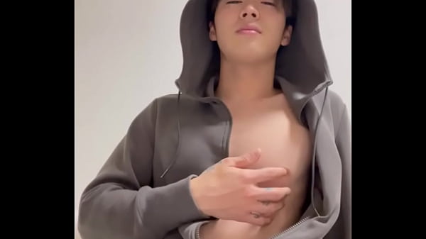 Nipply Play thumbnail