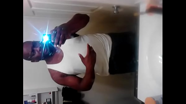 Play MP4 - VID 20130316 221159