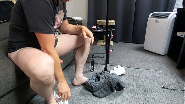 Play MP4 - Scarlett Johnson Footjob LEFT 2