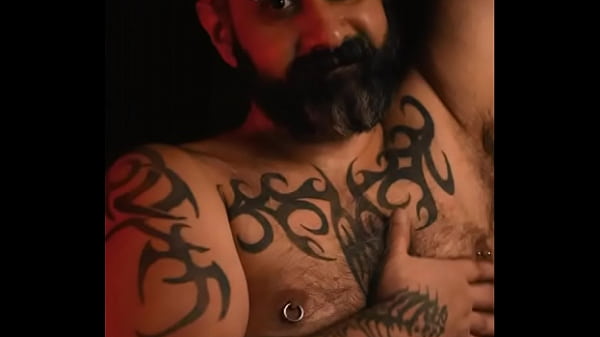 Play MP4 - WORK OUT &vert; geniusgay&period;com