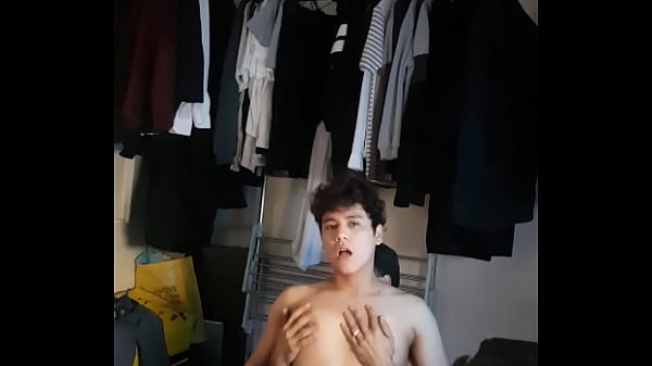 Pakis Haciendome Una Revision thumbnail