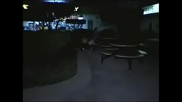 Une pipe mémorable en extérieur