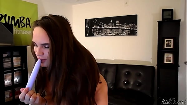 Sexy & horny bunny teal conrad vibes & drills her pussy all alone 