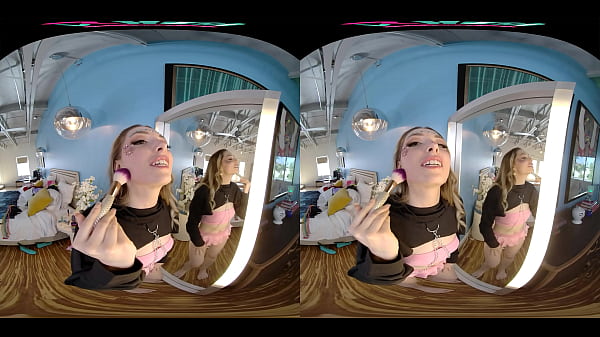 Play MP4 - VRHUSH Festival pregame with gorgeous blonde Ailee Anne