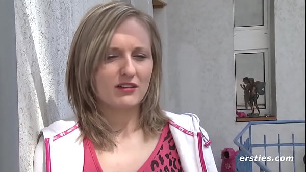 Play MP4 - Intimate Moments With Alexa