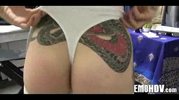 Nonton Emo Slut With Tattoos 0381 thumbnail