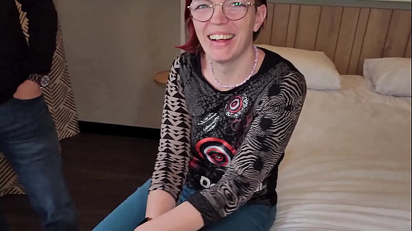 Play MP4 - Rencontre avec un fan gagnant de mon concours bogoss et belle queue tr&egrave;s bonne baise