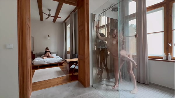 Play MP4 - Naughty Horny Blondes having Group Fuck