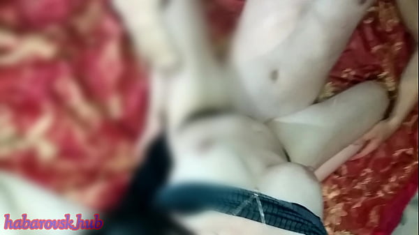 Play MP4 - husband films wife