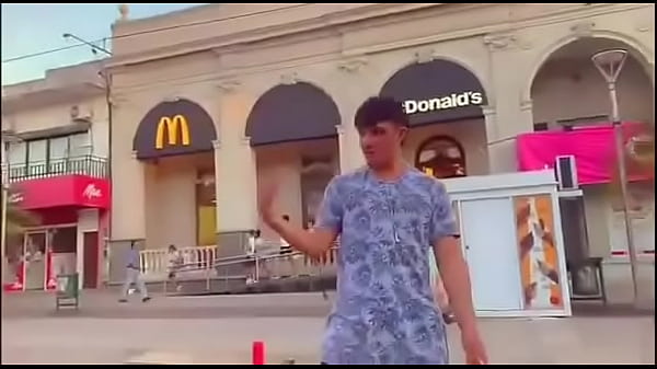 Merlo se coge a todos los de la plaza vera 