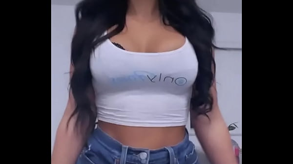 Going live today on my free of page doing some questions and answers followed by a toy show on my vip page check the bio ; 