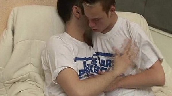 Gay Bareback Anal Pounding Action 