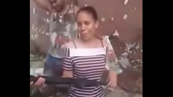 Mc sabrina safada adora pau gigante safadinha arrombada 