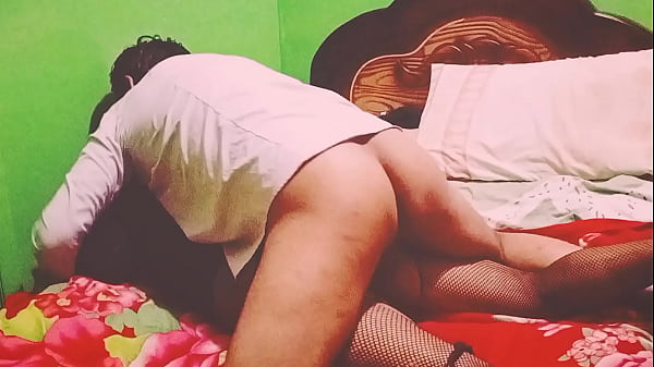 Me Tiro A Esta Travesti Que Esta Bien Caliente Y Exitada Video 10 thumbnail