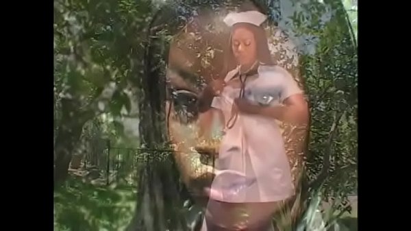 Play MP4 - Hot teen black chick gets it on with white dude outdoors
