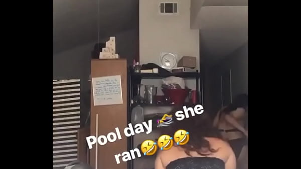 Two Mexicans shaking their ass 