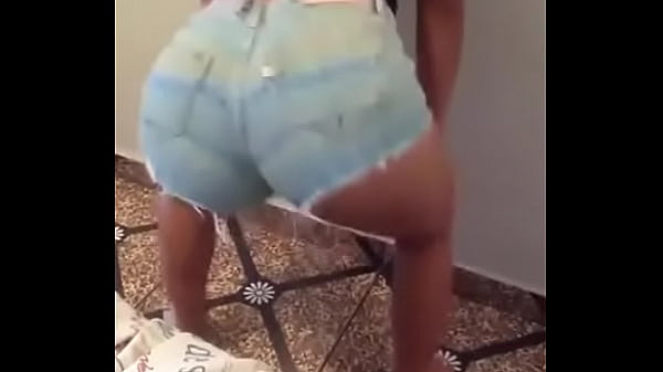 Novinha fazendo o quadradinho &eacute; uma delicia 