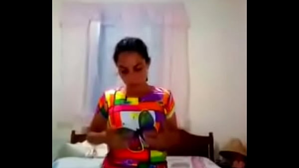 Espero les guste como me quito la ropa 