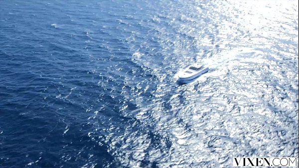 Play MP4 - VIXEN Riley Reid&comma; August Ames and Abella Danger's Day Out