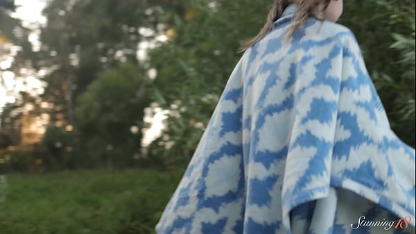 Teen temptress alice flore perverts her camping day with a diddling 