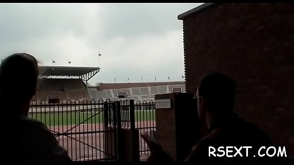 hooker gives a sizzling_sexy blowjob andhandjob