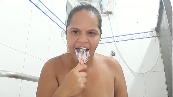 A maquiagem está OK_a bucetaestá OK o cuzinho está OK Para o desespero domeu EX