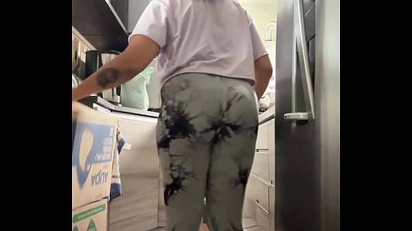 Vlog moving to a new house unpacking accidental farts 