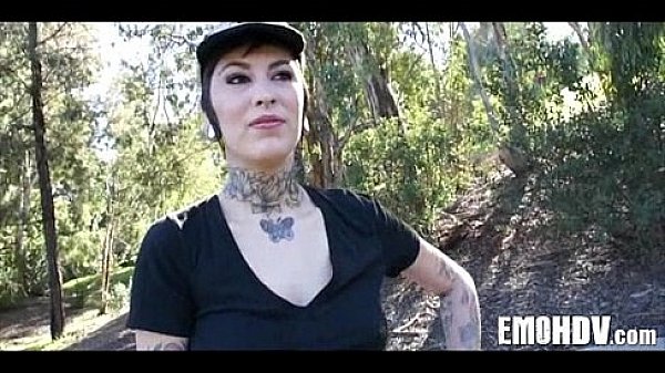 Nonton Hot Emo Angel 041 thumbnail