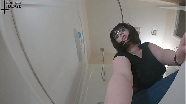 Jane Judge Executrix In The Bath thumbnail