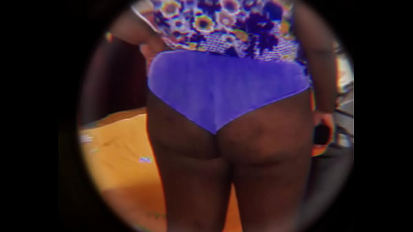 C&acirc;mera escoondida real flagra vizinha crente a vontade 