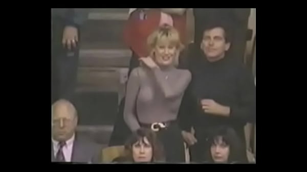 Play MP4 - Mozenrath 1 See Through At Sporting Event 80s