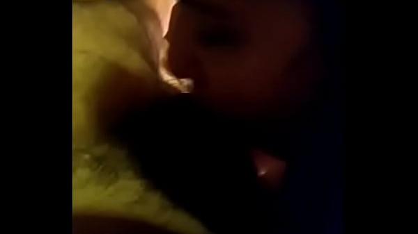 She hanjobed him till he cum