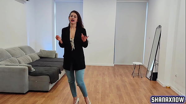 Real Estate Agent Embarrased Buttcrack Jeans Fetish Big Ass thumbnail