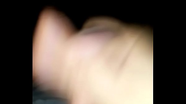 Play MP4 - Masturbandome a lo seco me vengo poco